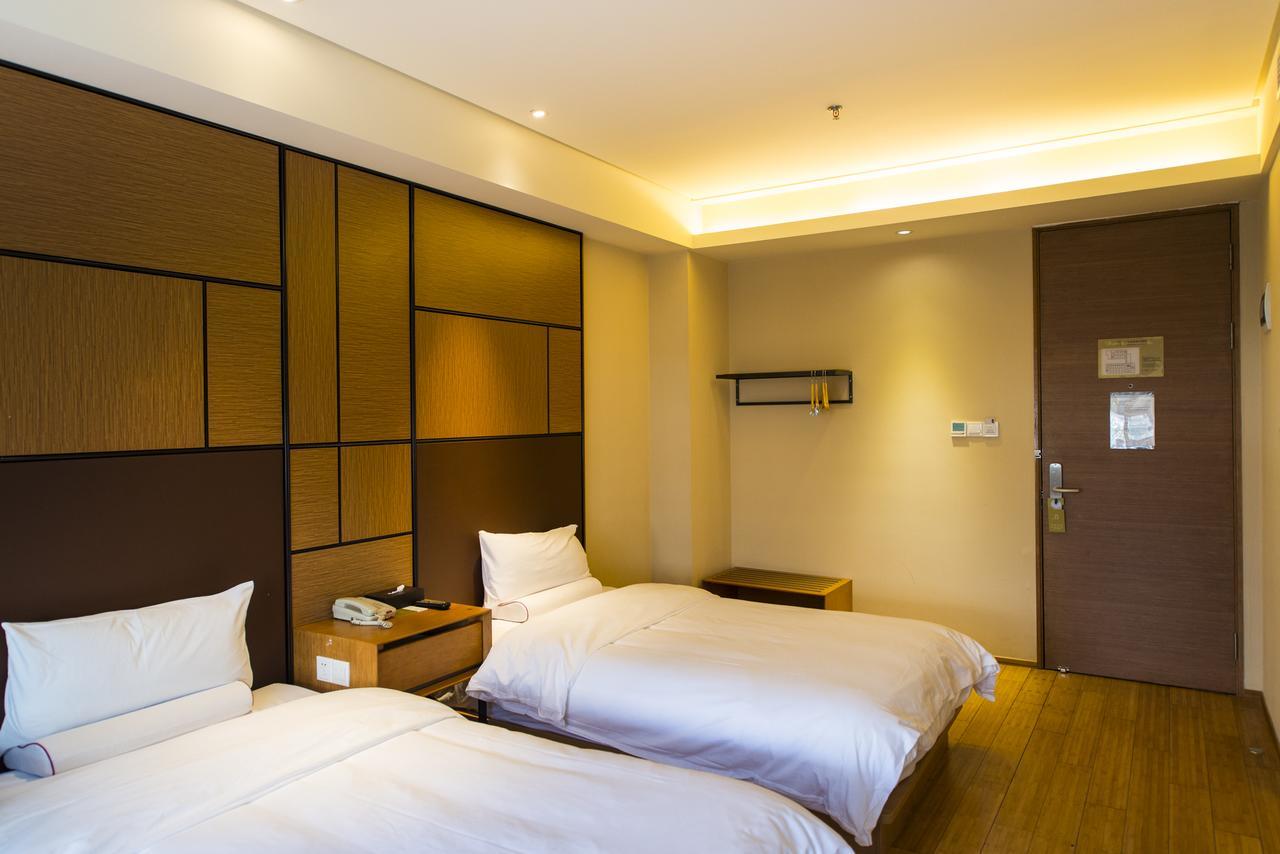 Ji Hotel Shanghai Hongqiao Transport Hub Linkong Zone Exterior foto